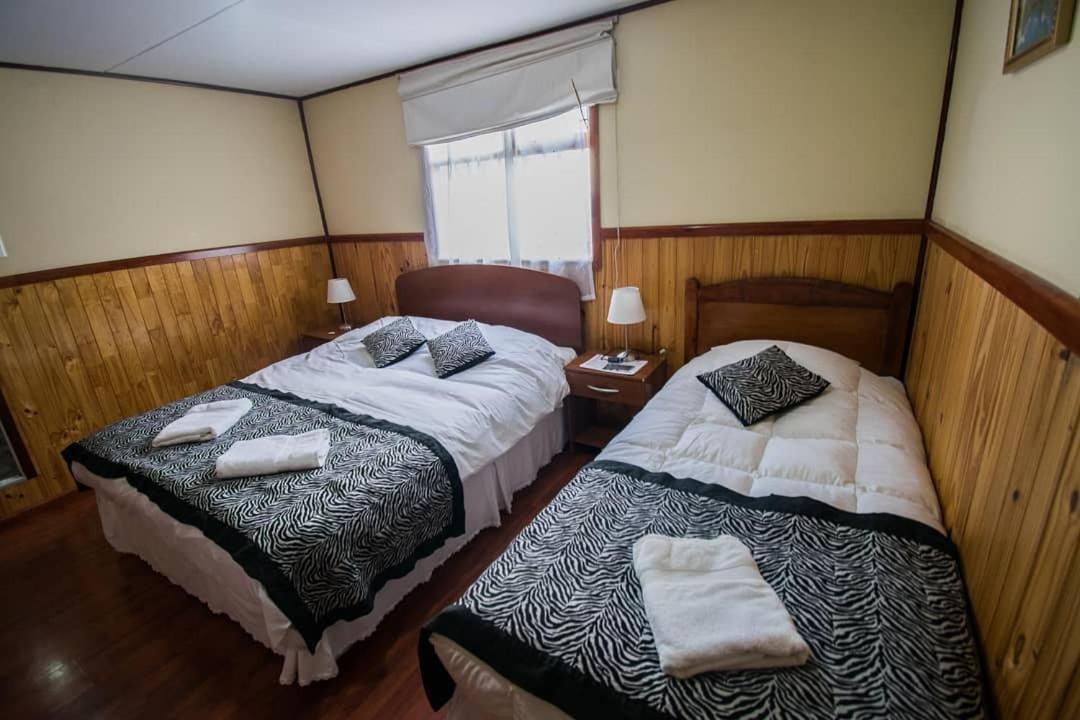Hostal Alcazar Puerto Natales Eksteriør bilde