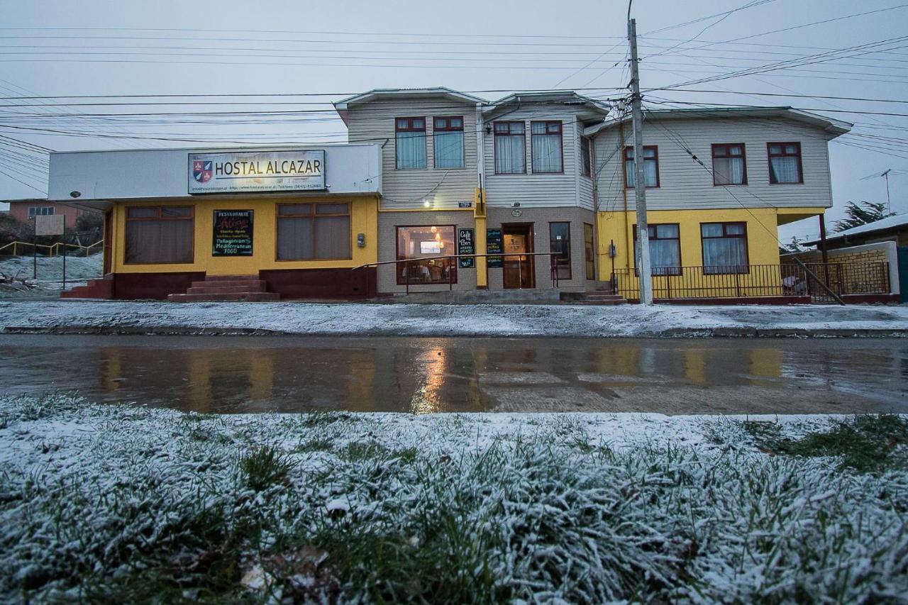 Hostal Alcazar Puerto Natales Eksteriør bilde